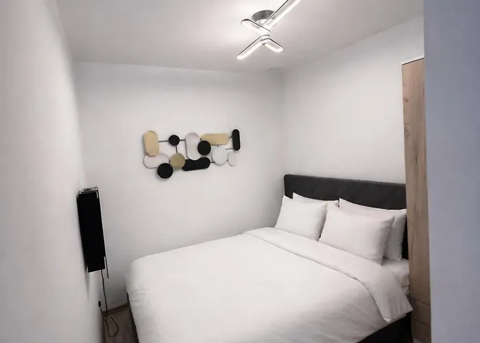 Lägenhet Yard Retreat Center - Walk Everywhere *