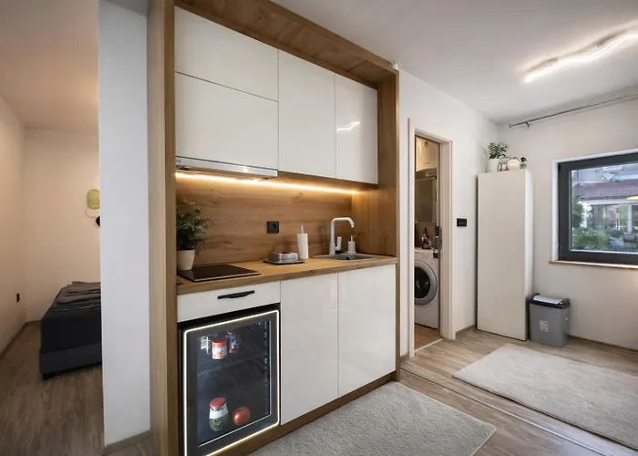 Yard Retreat Center - Walk Everywhere * Sarajevo